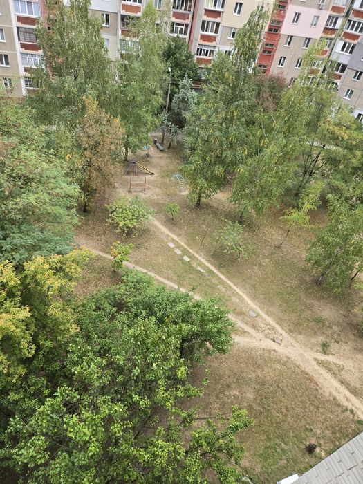 Вигідна ціна! Простора двокімнатна, цегла, ЗАЗ, з бойлером