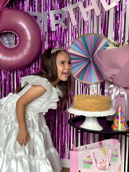 Сукня святкова на дівчинку 116р