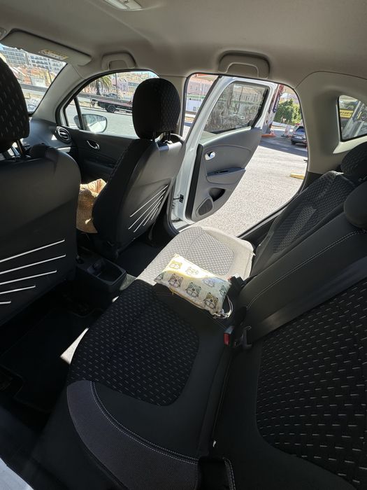Renault Captur caixa automática