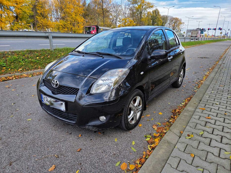 Toyota Yaris II~2010~1.4D~90km~OrginalLakier~Klima~Alu~Hak~CzujnikPark