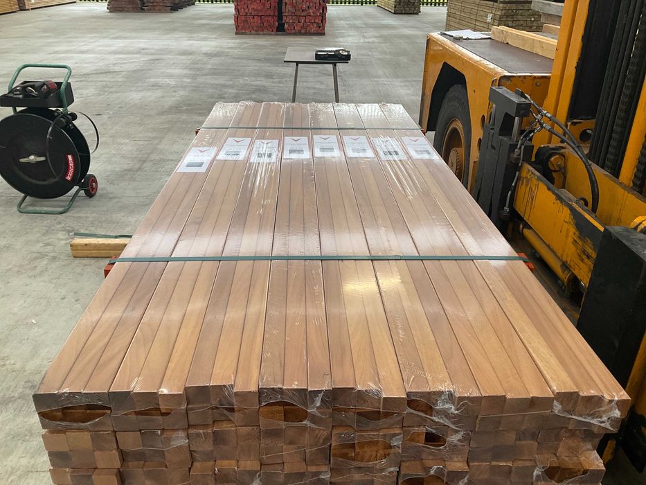 Deska elewacyjna elewacja Kantówka Lamela Thermo Ayous (Abachi) 40x40