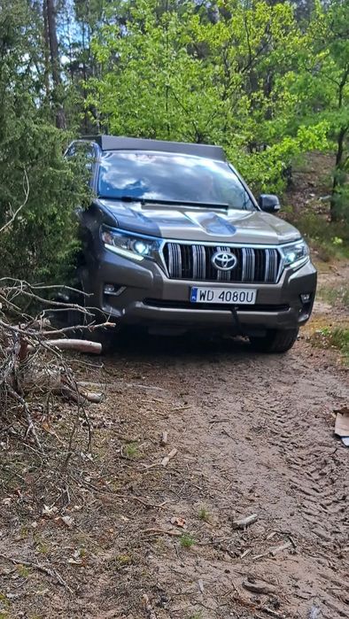 Toyota Land Cruiser 3d 98 tys km krótka wciągarka 3,5t na haku