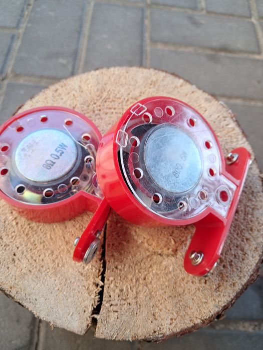 гучномовці шарп по 100 грн за 1 шт.