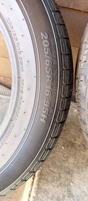 Продам шини в гарному стані