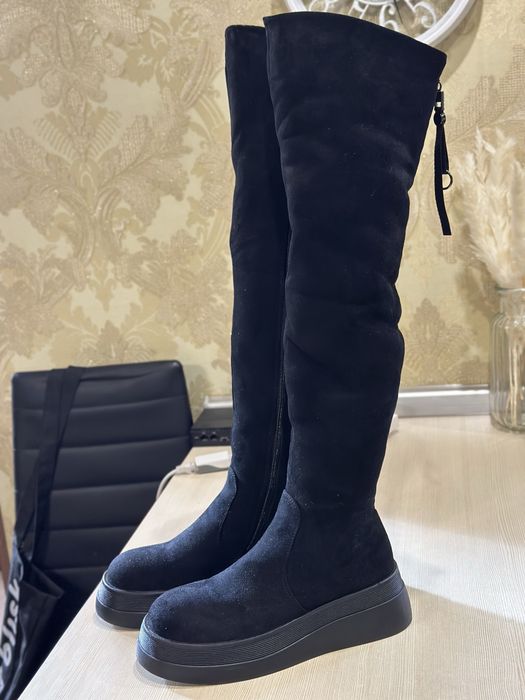 Ботфорди зимові високі ( 38 розмір)ЗАМША