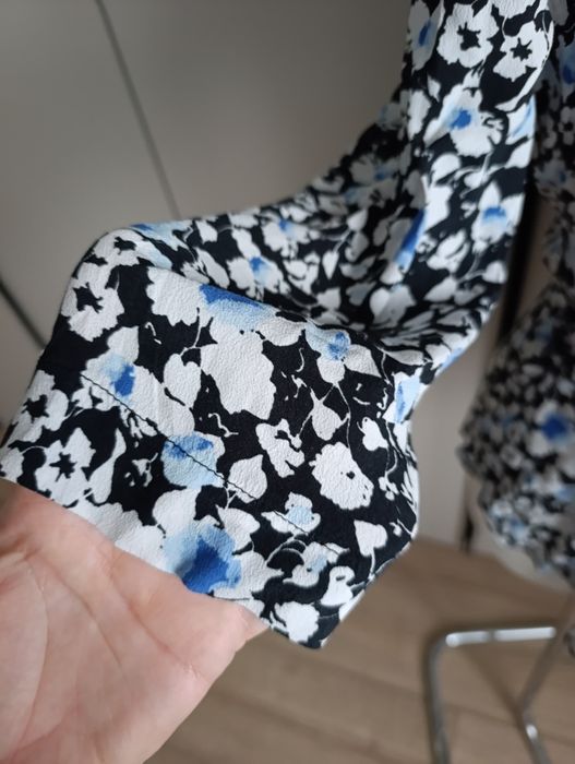 Bluzka damska szlafrokowa Reserved