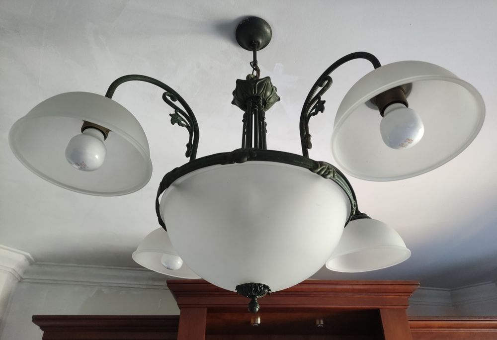 Candeeiro de Teto possibilidade até 6 Lâmpadas - Metal e Vidro Opaco