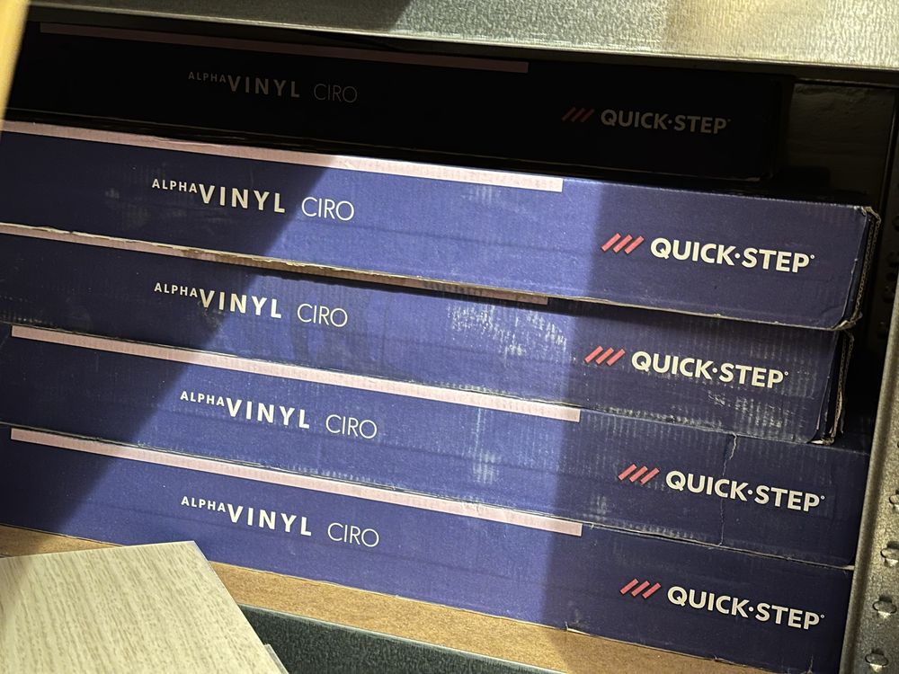 Quick Step AVHBU40361 dąb polarny winyl. 125,9 zł/m2