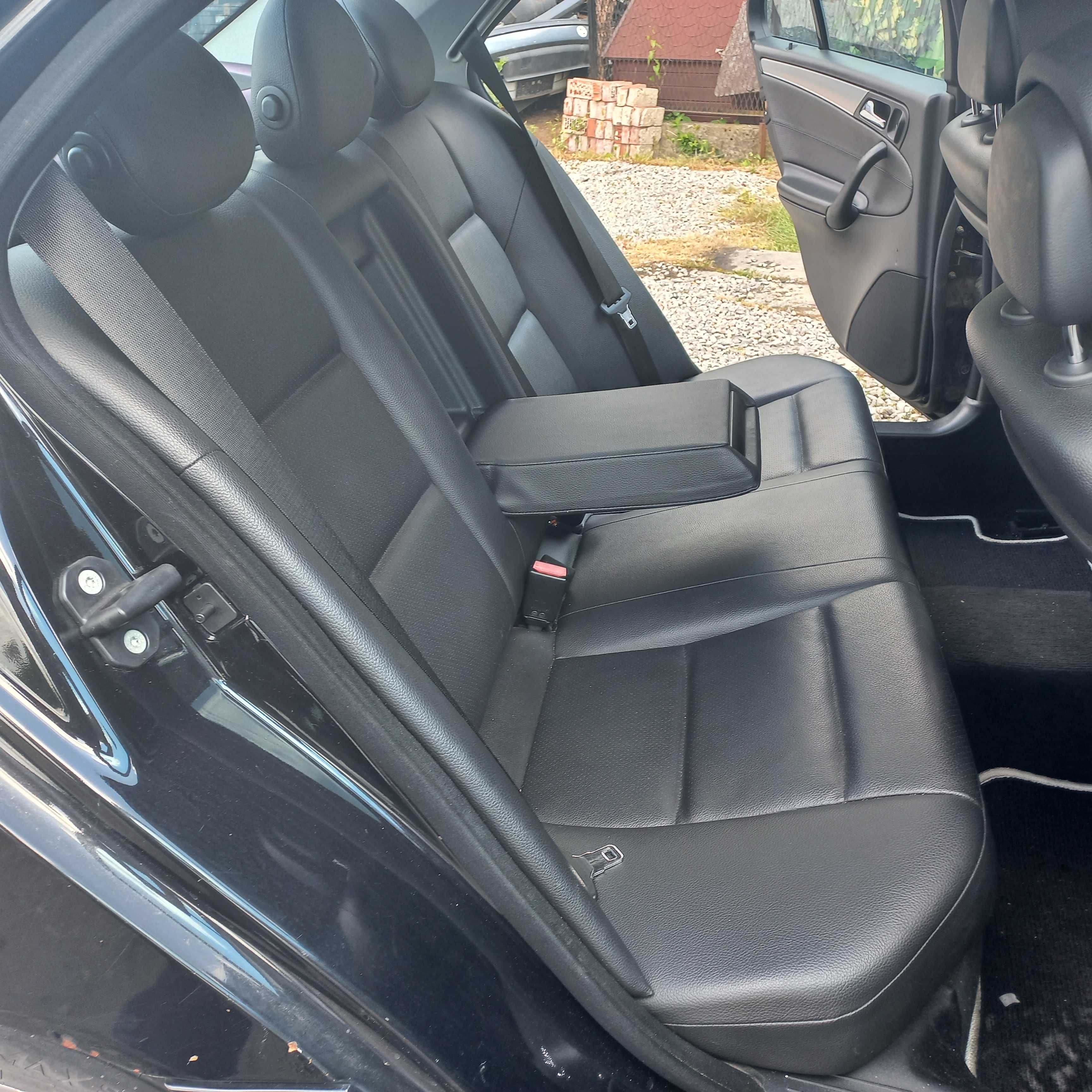 Mercedes W203 2.2cdi A646 Avangarde SKÓRA Lakier C197 Cały na Części