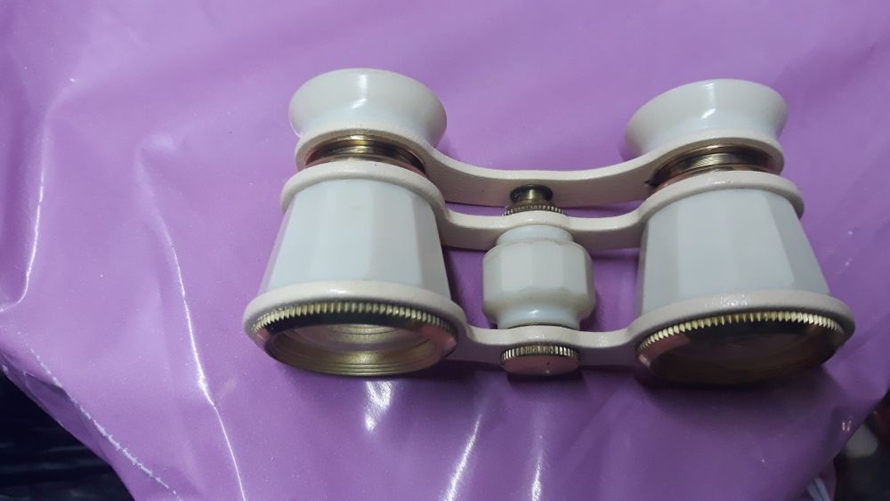 Lornetka do teatru etui ladny stan