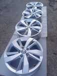 Jak nowe felgi 15" 5x100 VW Polo 6F 6R 5,5J et40 Fabia Seat Ibiza 2G0