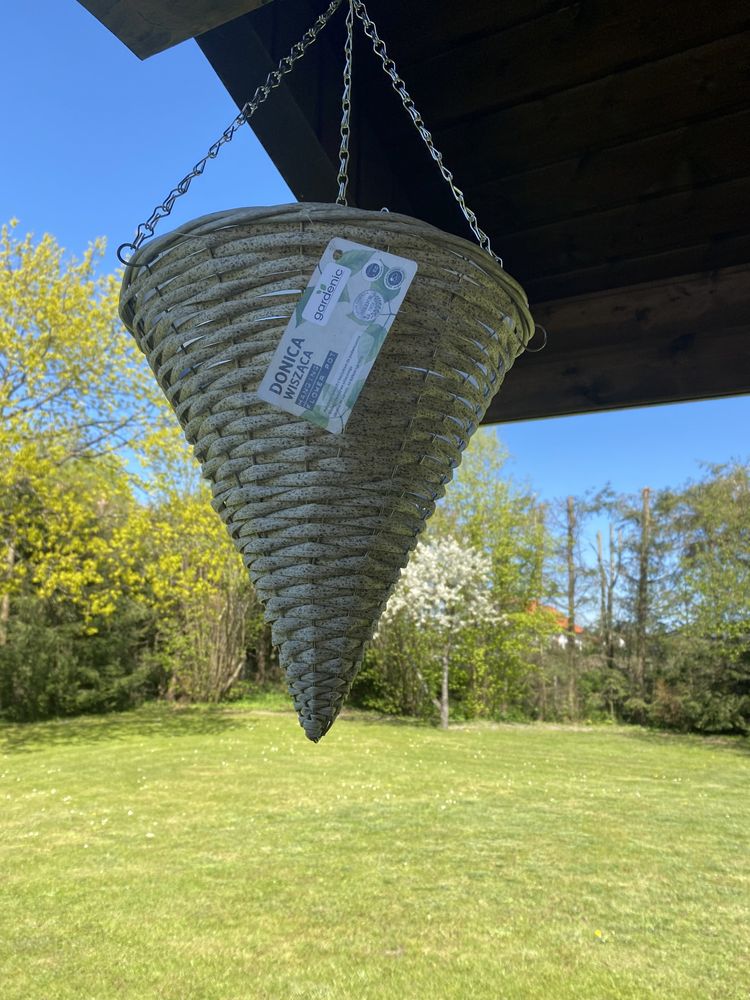 Doniczka wisząca kokon -rattan