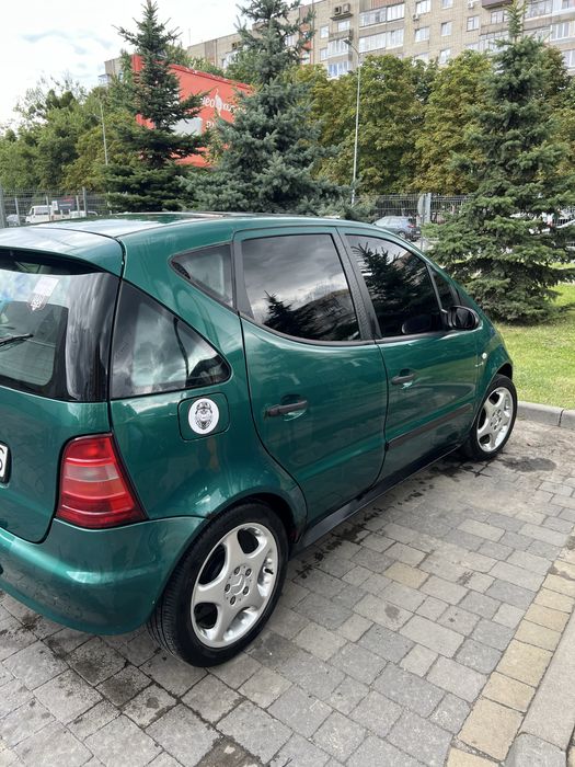 Мерседес А 140 1,4 бензин