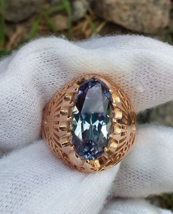 Золотое кольцо с александритом ссср радянська каблучка з олександритом