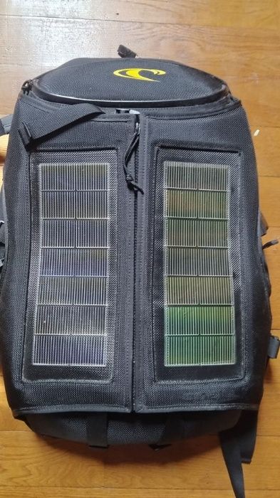 Mochila com painel solar ONeill H2 series