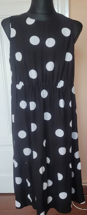 Sukienka czarna w białe grochy Papaya, rozm. 20