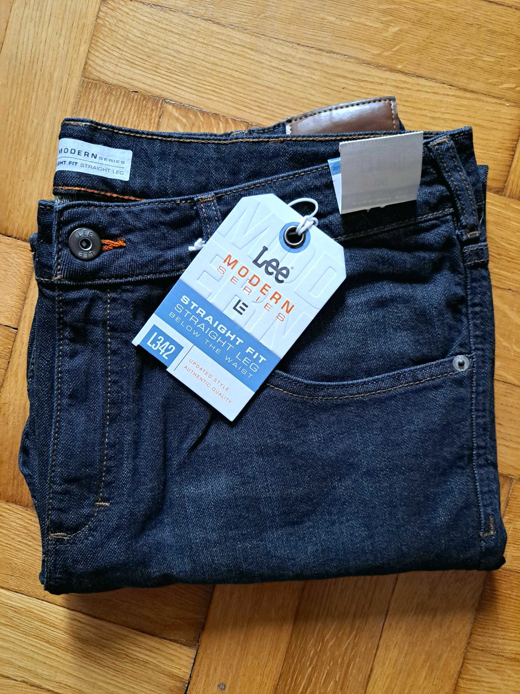 Lee Modern Series Straight Fit Straight Leg L342 Czarny kolor Nowy