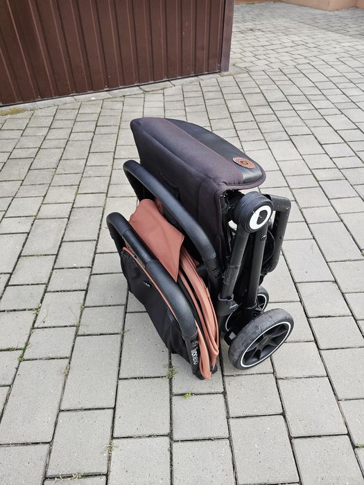 Wózek spacerowy Lionelo