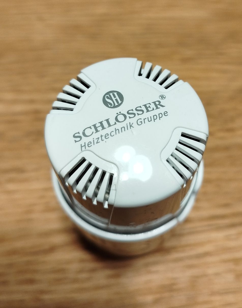 Schlosser głowica termostatyczna termostat Heiztechnik Gruppe