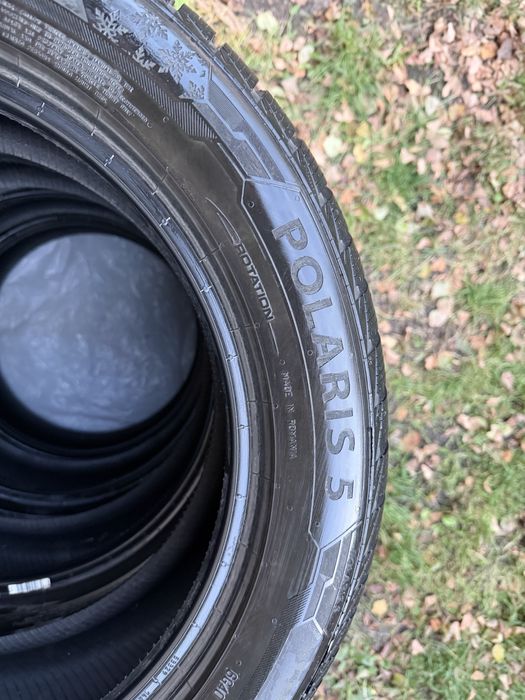 Нова зимова резина Barum Polaris 5 розмір 225 50 r17