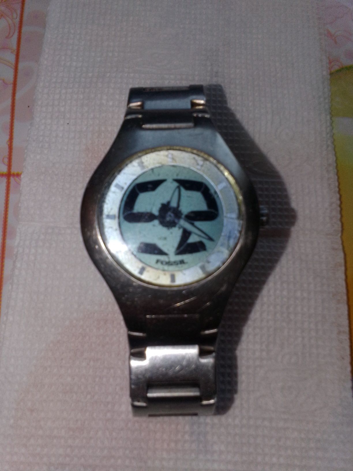 Продам часы Fossil