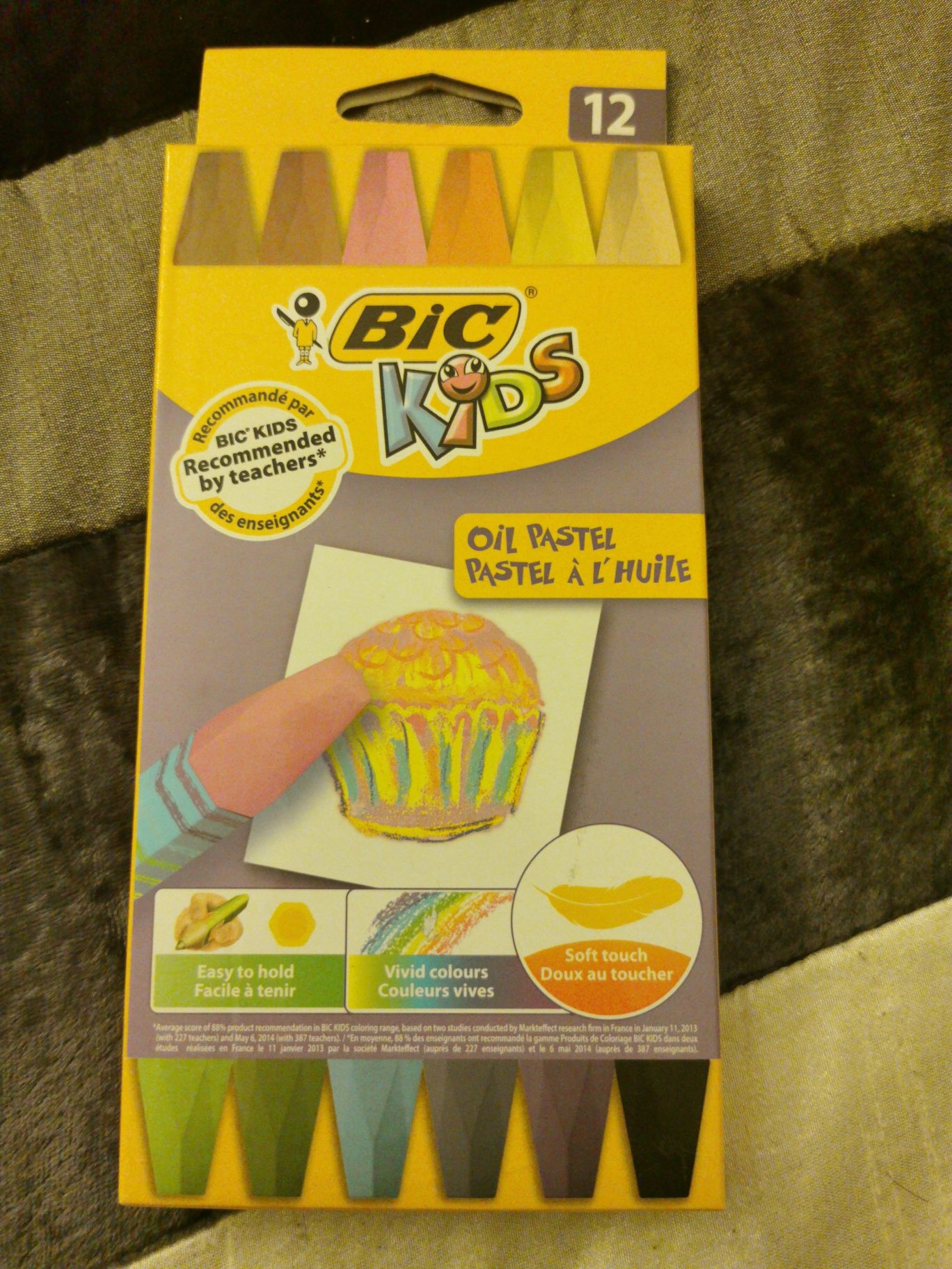 Lápis de cera flexíveis Bic Kids oil pastel. Embalagem nova