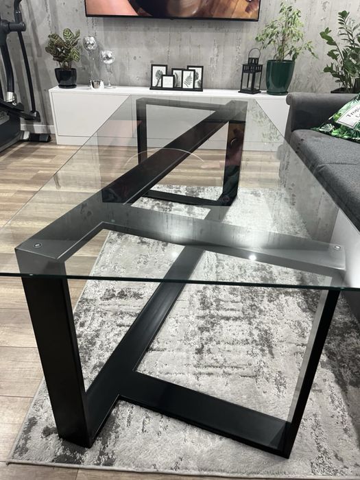 Sprzedam szklaną ławę