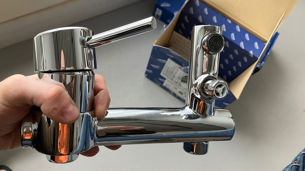 Concetto
bateria wannowa GROHE CONCETTO ze słuchawką prysznicową