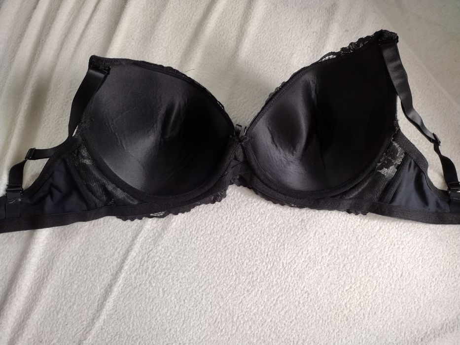 Biustonosz 36/80 nowy