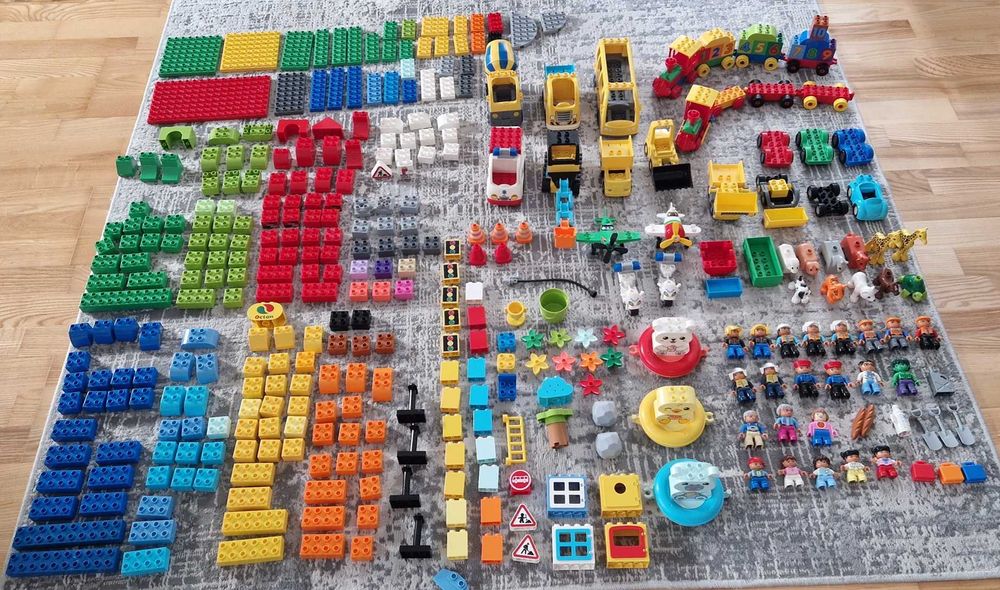 LEGO Duplo, ok. 400 elementów