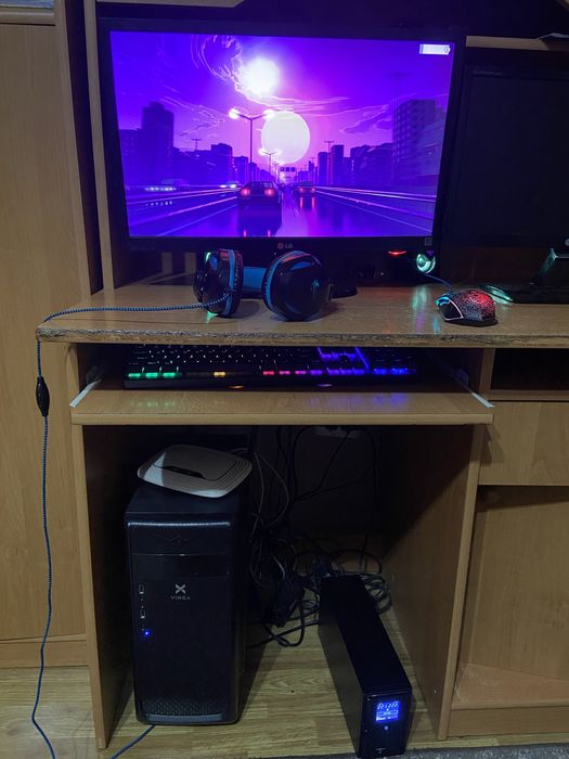 Продам ігровий пк +(мишка, клавіатура, монітори)