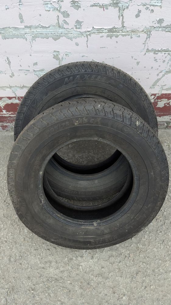 Шини 205/75R16C