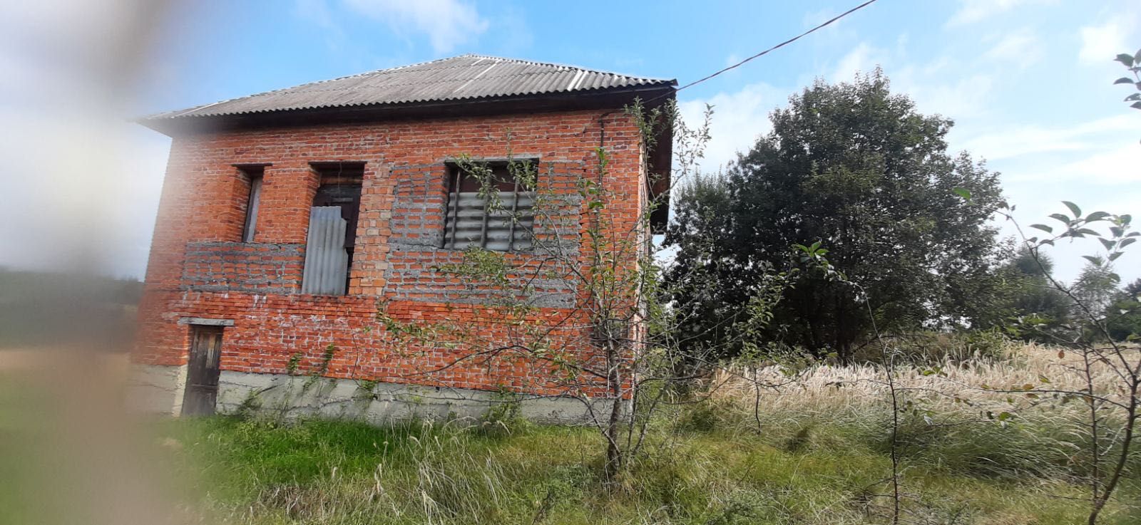 Продаж незавершеного будинку