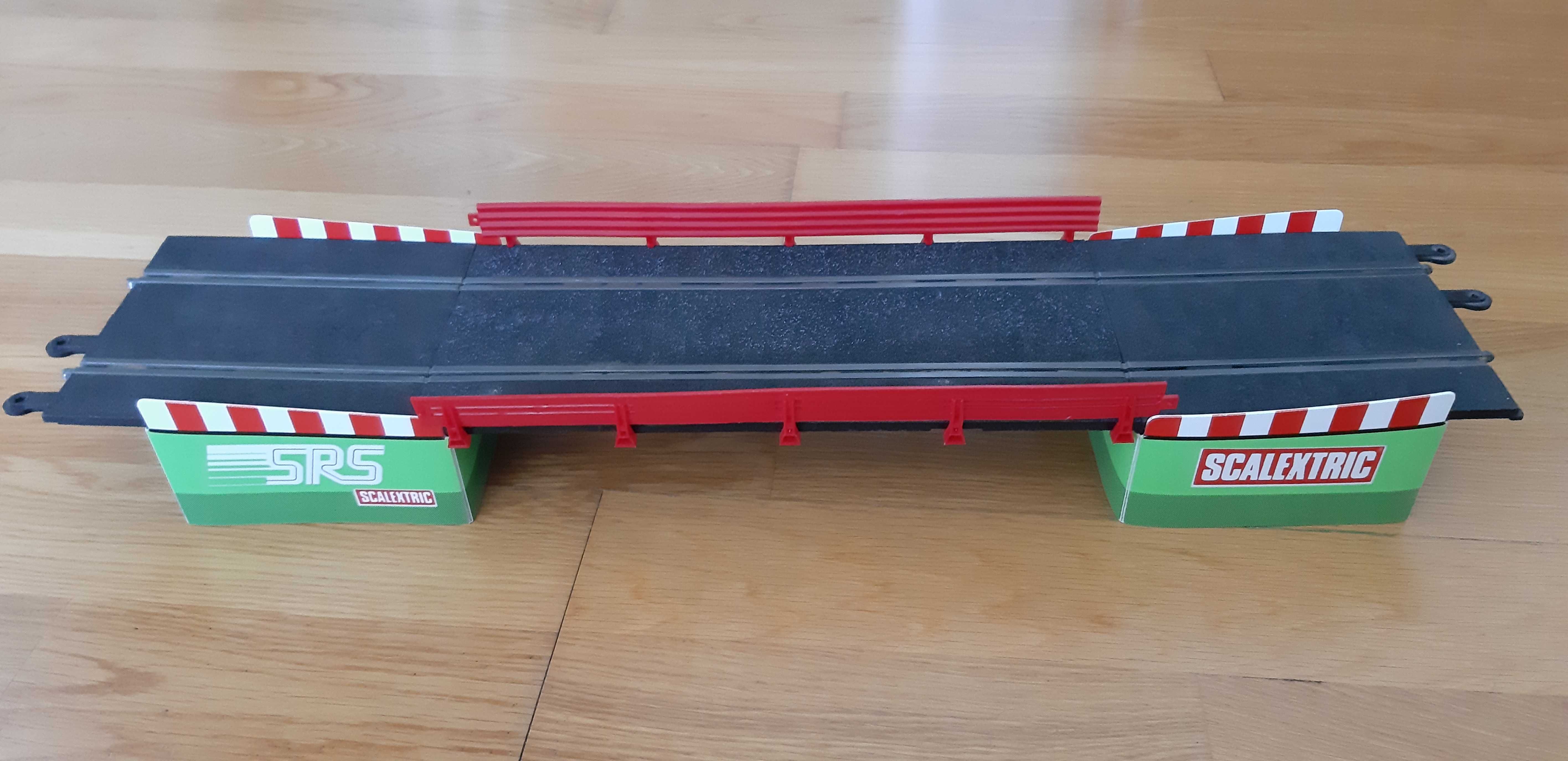 Scalextric - Ponte SRS