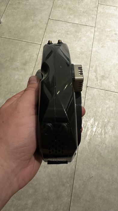 Продаються FPV очки Sky zone 04Xv2