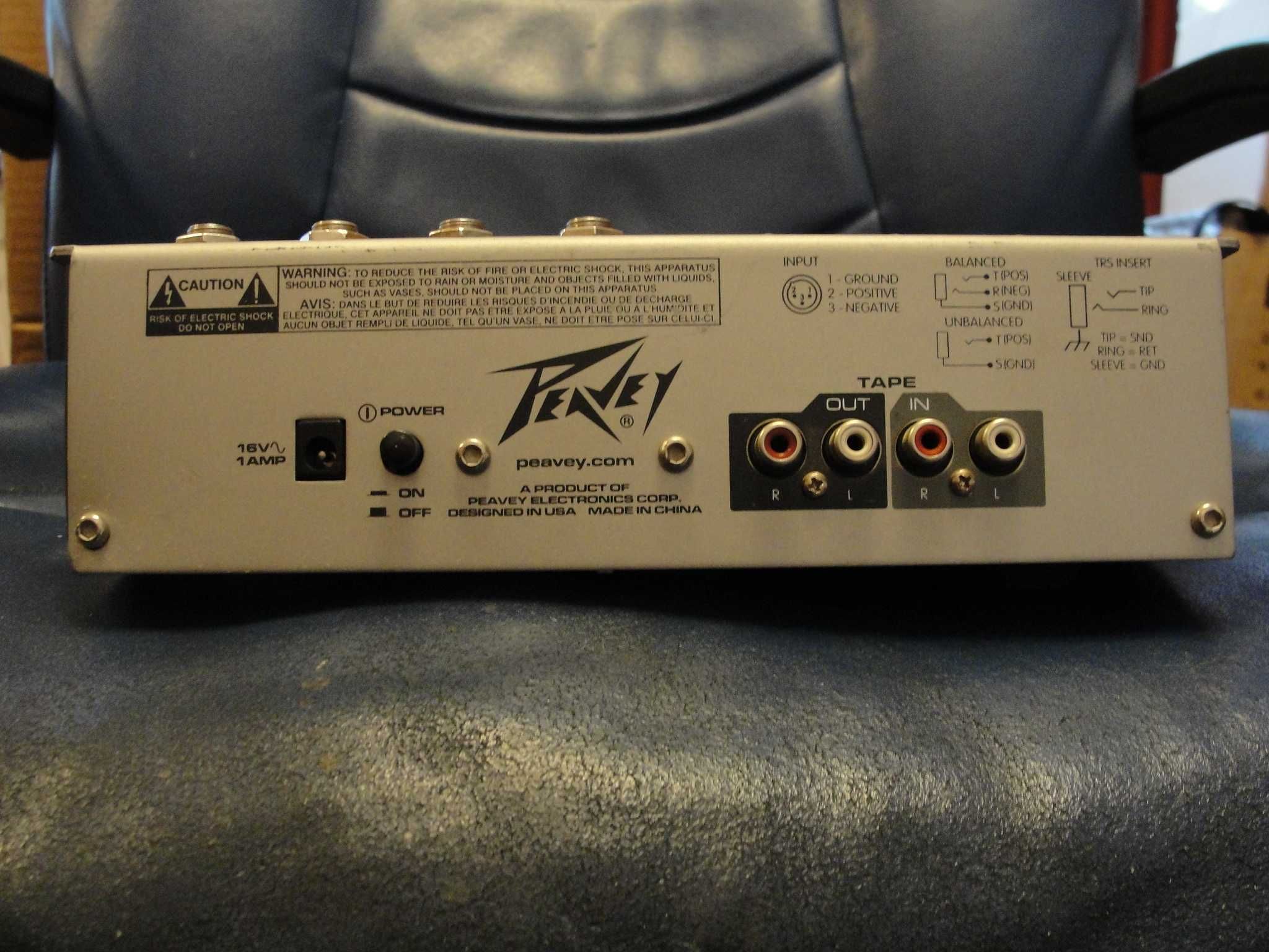 Peavey PV8 мікшерський пульт