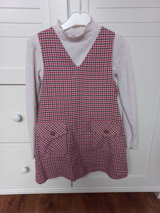 Komplet Mayoral rozm. 122 7 lat