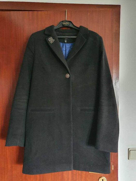 Sobretudo/ casaco preto 80% de lã Tam M