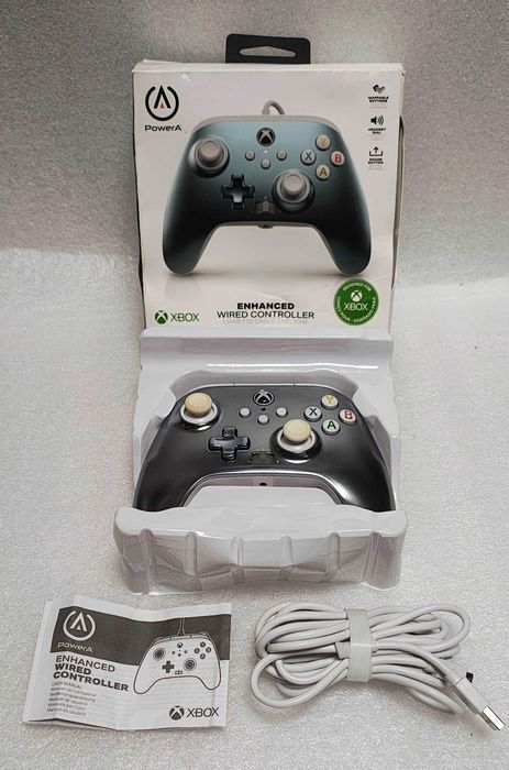 Pad PowerA Xbox Series X/S Xbox One Windows 10 Silber Ice Pudełko