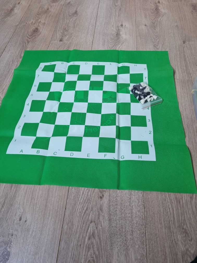 Build & Play budowanie plus szachy