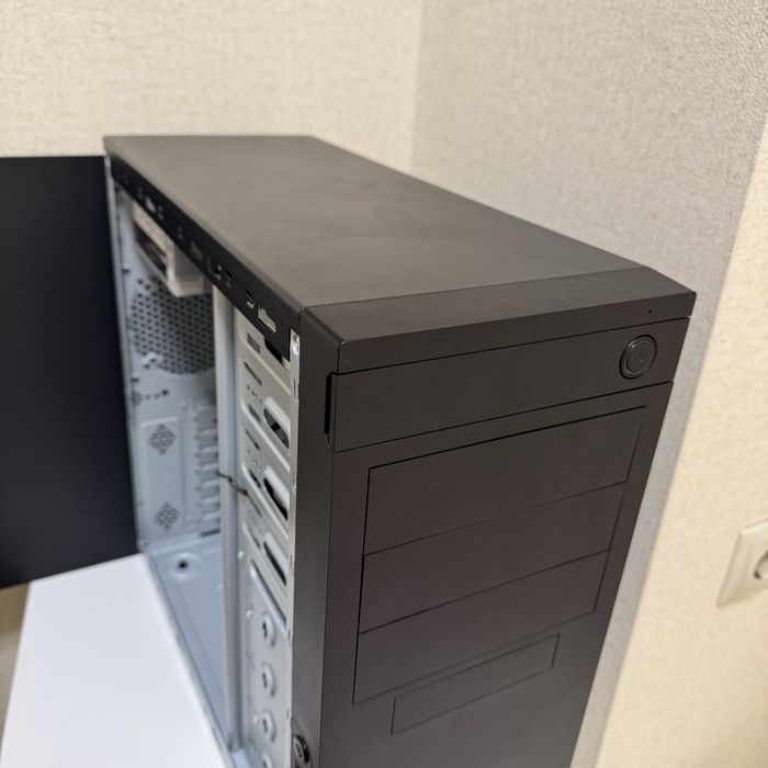 Корпус + блок живлення 450w для пк