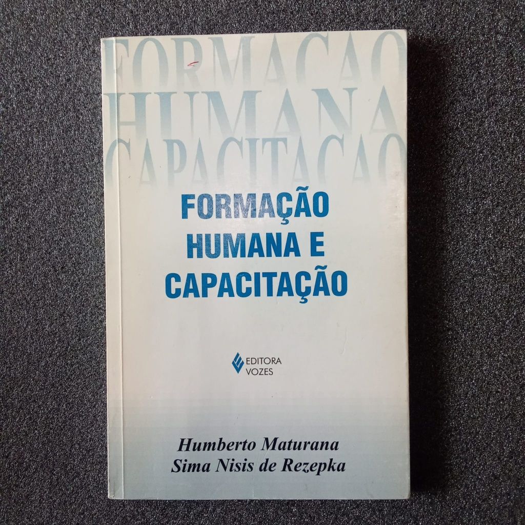 Formação e capacitação Humberto Maturama e Sima Nisis  de Resepka