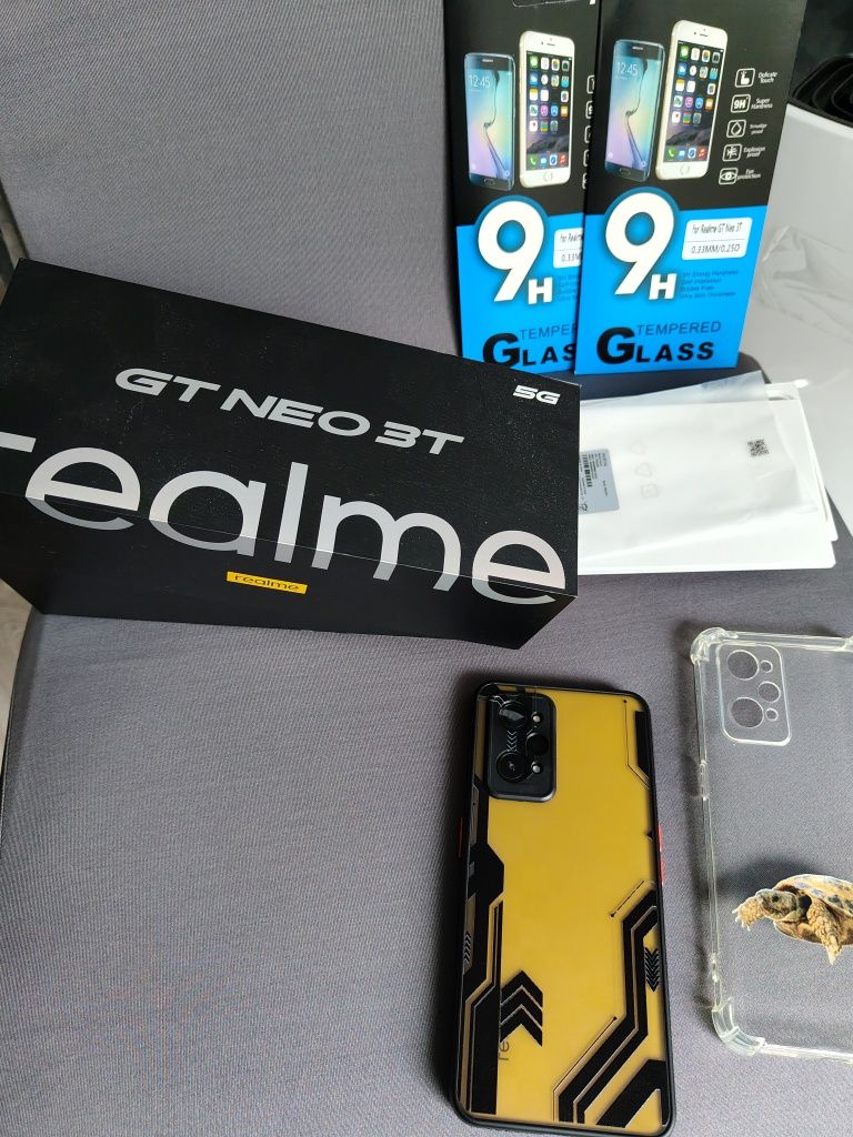 Smartfon Realme GT Neo3T 5G 8/128Gb stan bdb