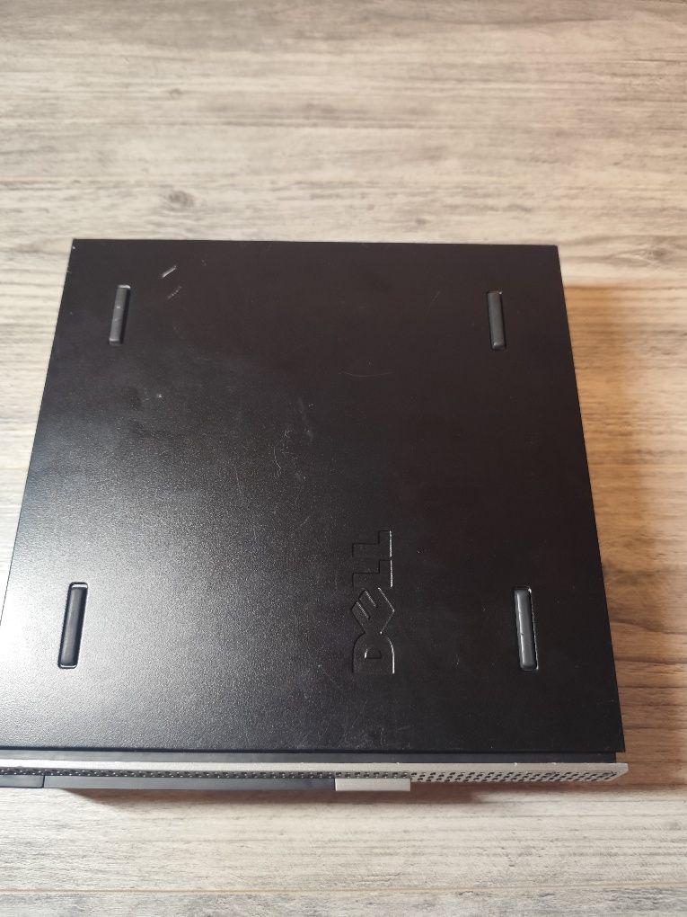 Komputer stacjonarny WIN 10 SSD INTEL I5