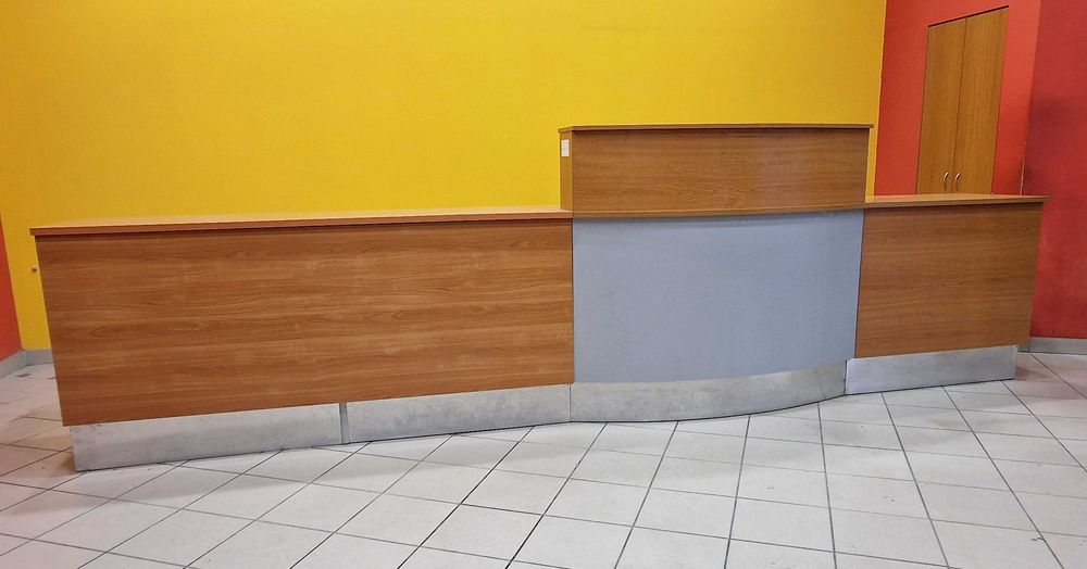 Lada sklepowa recepcyjna