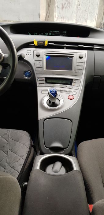 Тоyota Prius 30 2015 гибрид