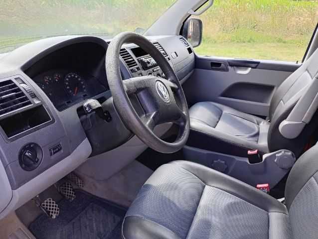 VW transporter T5  1.9tdi 84km