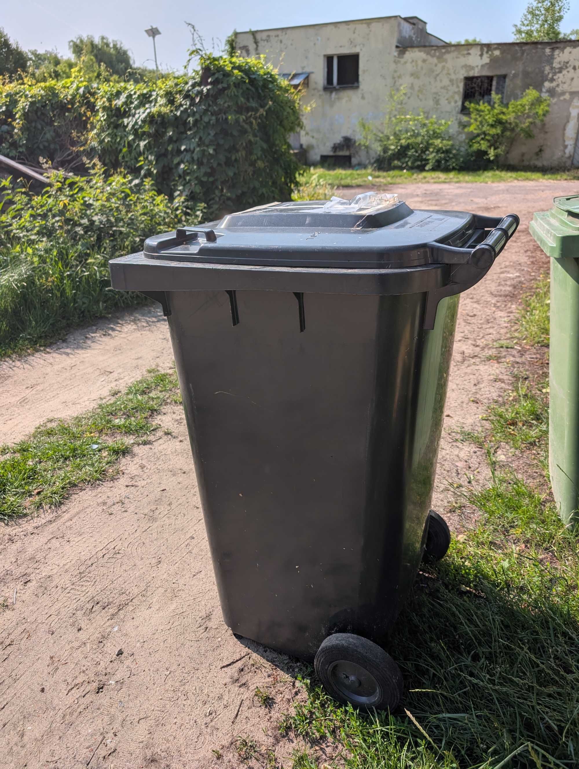 Pojemnik na śmieci 240L