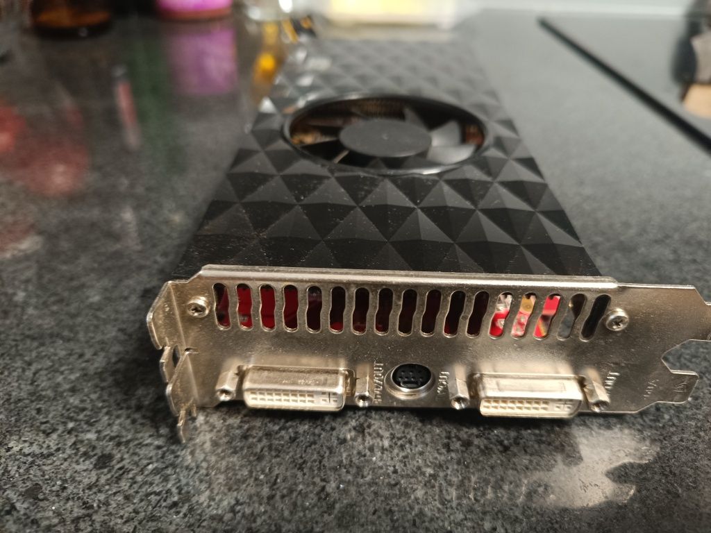 GAINWARD Radeon HD4850, 1024mb