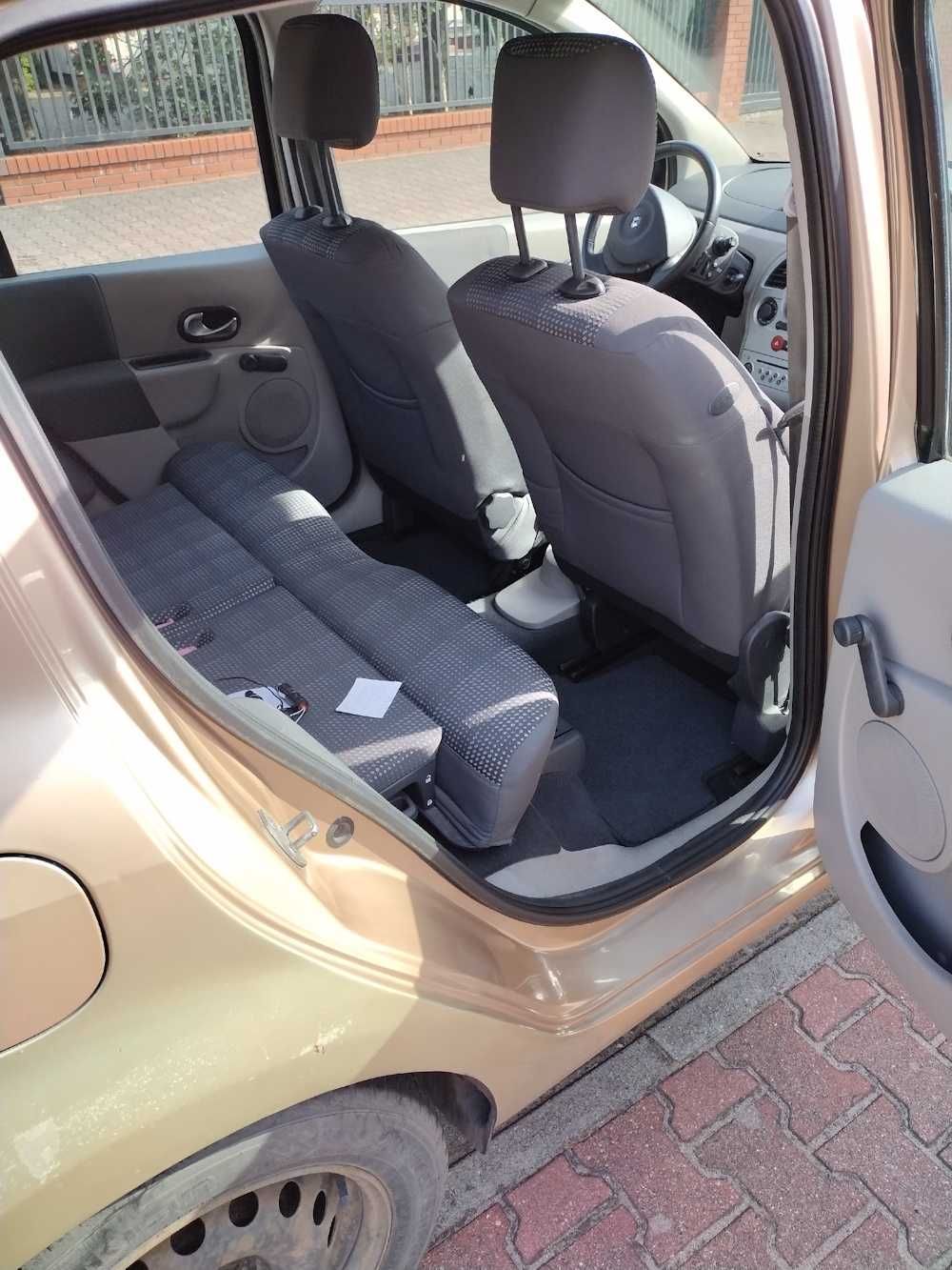 Renault Modus 1.4 benzyna - rok 2005 - w dobrym stanie